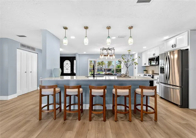 Photo 4 of Single family home for sale at 6410 3rd Palm Point, Saint Petersburg, FL 33706 | MLS# TB8553727 | Listing updated on 2026-10-06
