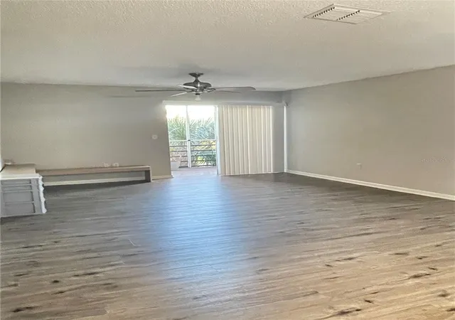 Photo 4 of Townhouse for sale at 5226 Via Hacienda Cir #A214, Orlando, FL 32839 | MLS# O6446264 | Listing updated on 2026-10-02