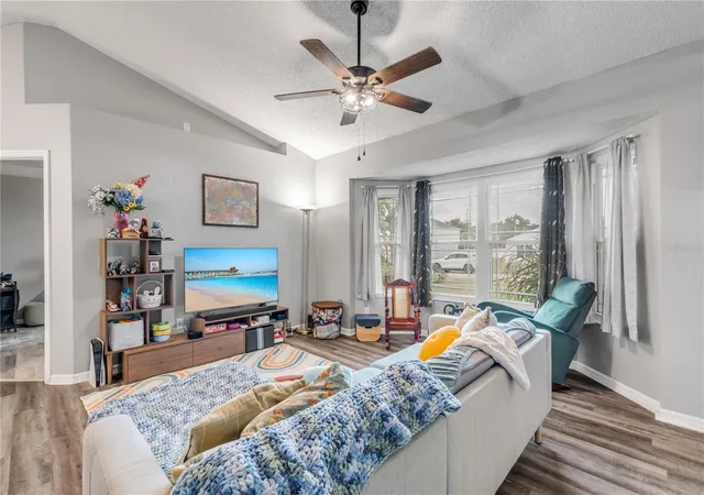 Photo 4 of Single family home for sale at 519 Birchwood Ln, Deltona, FL 32738 | MLS# O6446268 | Listing updated on 2026-10-08