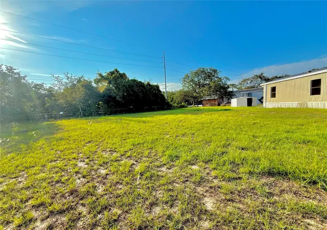 Photo 2 of Manufactured home for sale at 3137 Fast Trot Trl, Lake Wales, FL 33898 | MLS# S5158605 | Listing updated on 2026-10-01