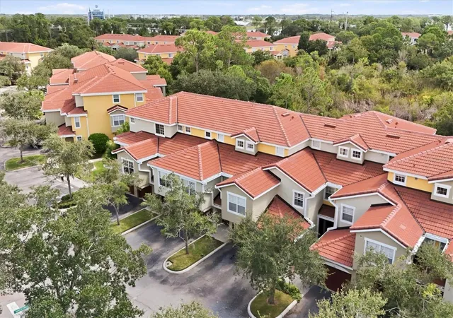 Photo 3 of Condo for sale at 5711 Bentgrass Dr #19-102, Sarasota, FL 34235 | MLS# A4708010 | Listing updated on 2026-10-10