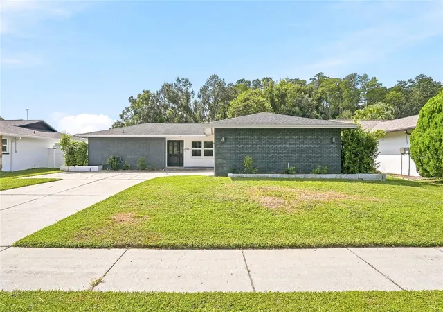 Photo 3 of Single family home for sale at 4206 Windtree Dr, Tampa, FL 33624 | MLS# TB8553753 | Listing updated on 2026-10-02