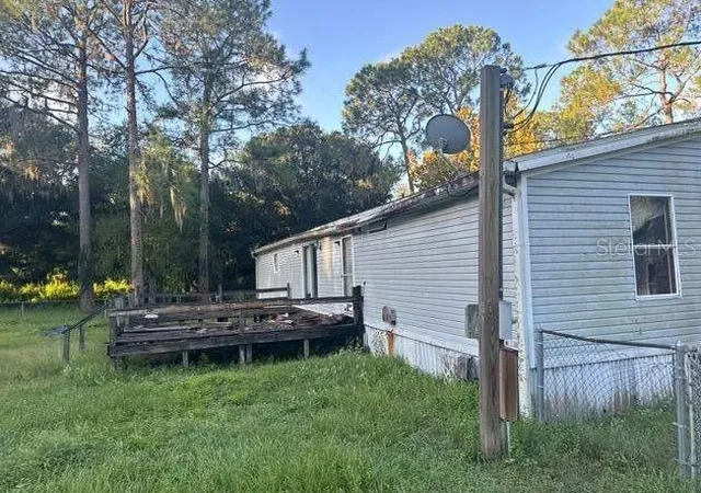 Photo 2 of Manufactured home for sale at 3340 Backwoods Dr, Lakeland, FL 33810 | MLS# O6446284 | Listing updated on 2026-10-02