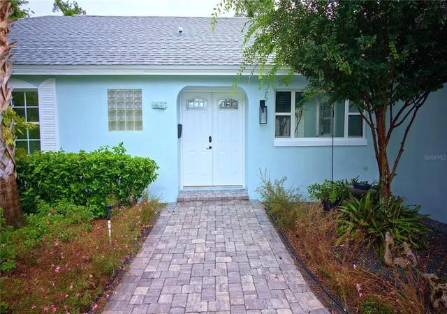 Photo 2 of Single family home for sale at 1310 Winston Rd, Maitland, FL 32751 | MLS# O6446286 | Listing updated on 2026-10-06