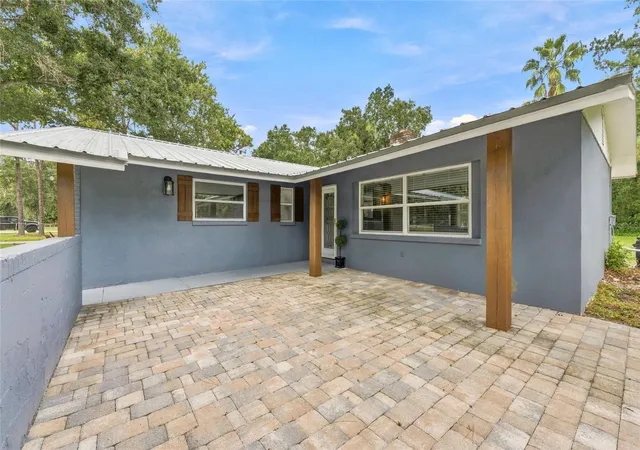 Photo 2 of Single family home for sale at 17818 Deerfield Dr, Lutz, FL 33558 | MLS# TB8553759 | Listing updated on 2026-10-05