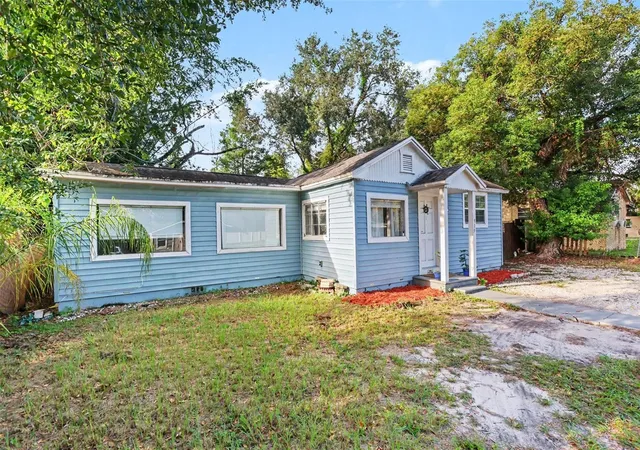 Photo 2 of Single family home for sale at 919 E Bougainvillea Ave, Tampa, FL 33612 | MLS# TB8553762 | Listing updated on 2026-10-04