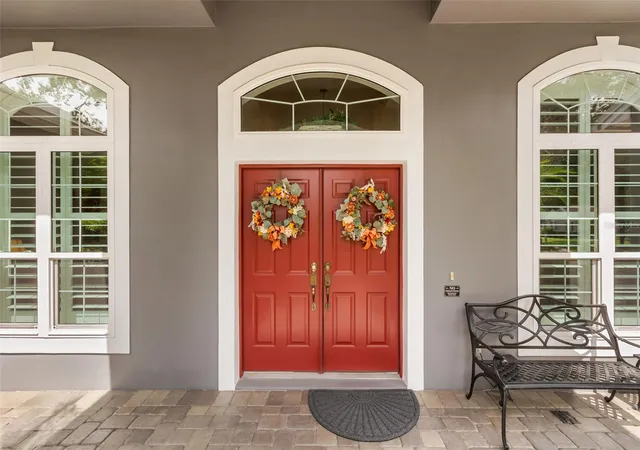 Photo 2 of Single family home for sale at 1249 Waterwitch Cvs Cir, Orlando, FL 32806 | MLS# O6446291 | Listing updated on 2026-10-09