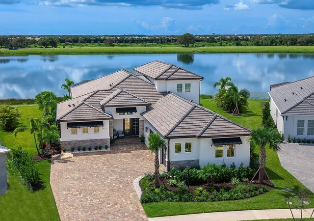 Photo 1 of Single family home for sale at 1320 Ivory Tusk Cir, Sarasota, FL 34240 | MLS# A4708016 | Listing updated on 2026-10-08