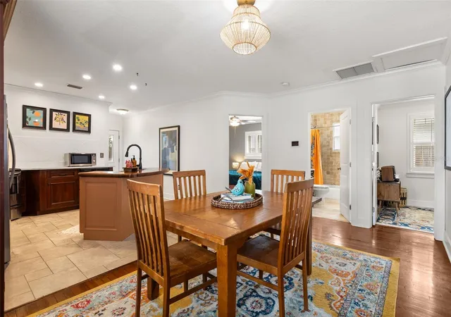 Photo 4 of Single family home for sale at 1217 Noble Pl, Orlando, FL 32801 | MLS# O6446295 | Listing updated on 2026-10-04
