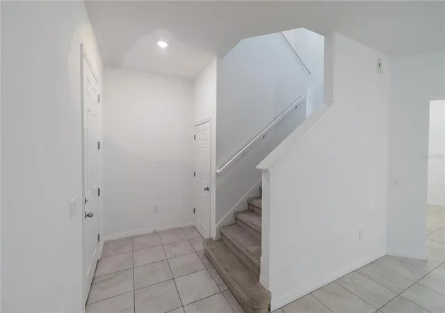 Photo 4 of Single family home for sale at 9356 Tyrella Pine Trl, Winter Garden, FL 34787 | MLS# O6446296 | Listing updated on 2026-10-06