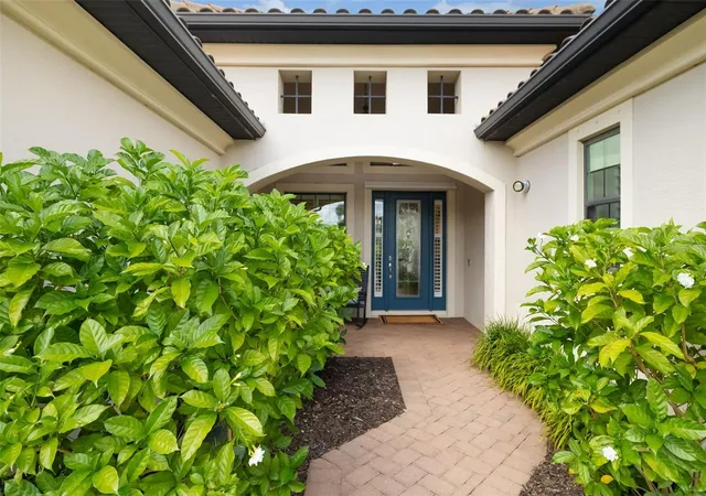 Photo 4 of Single family home for sale at 16229 Castle Park Ter, Lakewood Ranch, FL 34202 | MLS# A4708018 | Listing updated on 2026-10-03