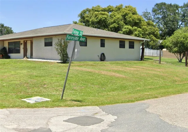 Photo 4 of Sale Pending at 23154 Foreside Ave, Brooksville, FL 34601 | MLS# W7889972 | Listing updated on 2026-10-02