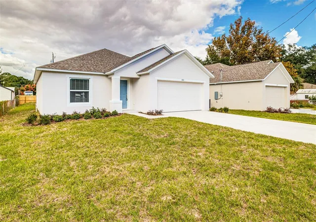 Single family home for sale at 3883 Avenue O NW, WINTER HAVEN, FL 33881 | MLS# L4965473