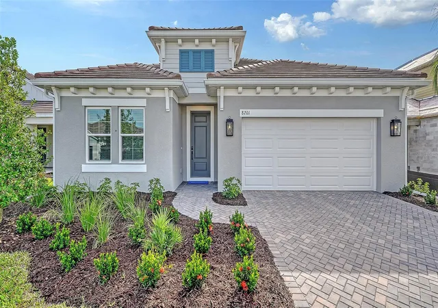 Photo 1 of Single family home for sale at 8201 Scarletbush Dr, Sarasota, FL 34240 | MLS# A4708020 | Listing updated on 2026-10-01