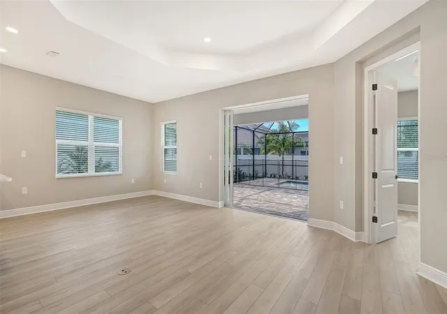 Photo 4 of Single family home for sale at 8201 Scarletbush Dr, Sarasota, FL 34240 | MLS# A4708020 | Listing updated on 2026-10-01