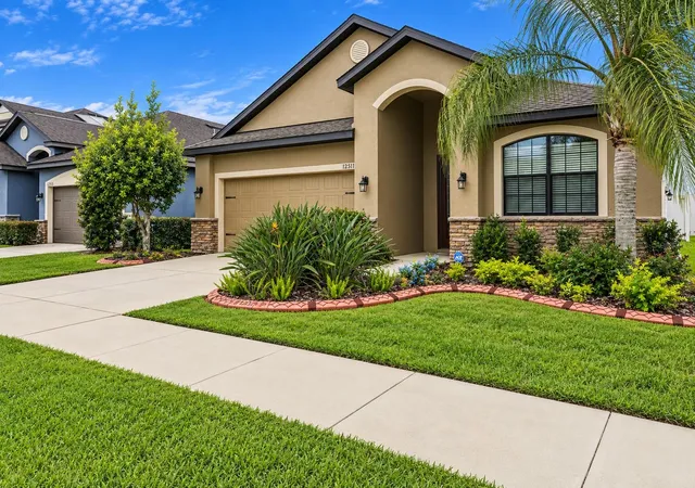 Photo 3 of Single family home for sale at 12511 Ballentrae Forest Dr, Riverview, FL 33579 | MLS# TB8553771 | Listing updated on 2026-10-12