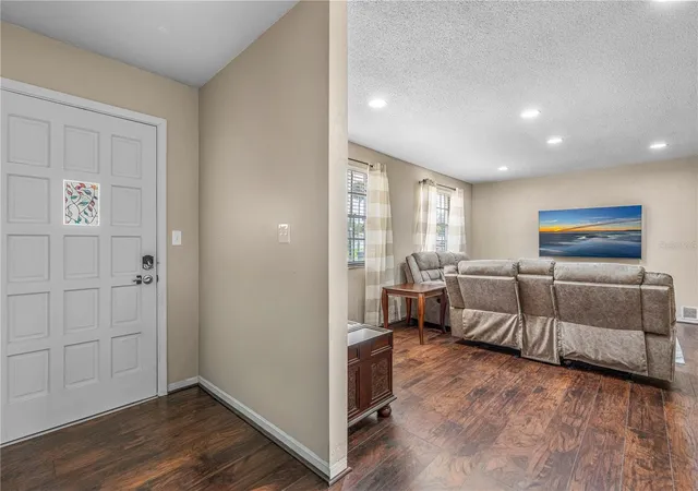 Photo 3 of Single family home for sale at 918 Wells Dr, South Daytona, FL 32119 | MLS# FC321816 | Listing updated on 2026-10-01