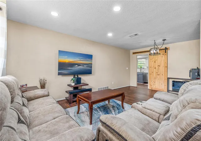 Photo 4 of Single family home for sale at 918 Wells Dr, South Daytona, FL 32119 | MLS# FC321816 | Listing updated on 2026-10-01