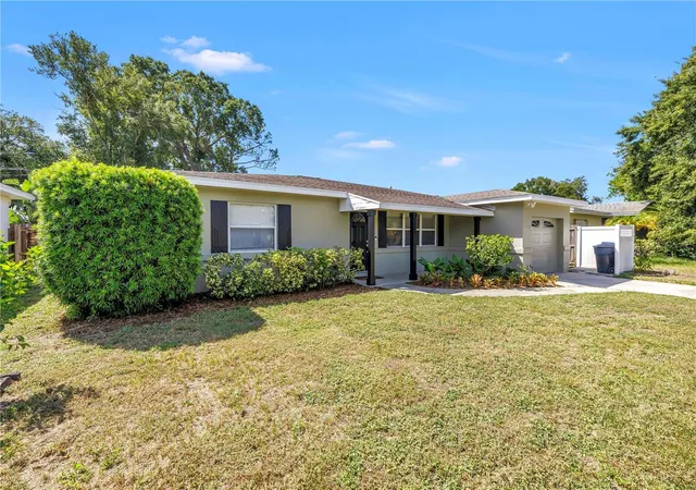 Photo 3 of Single family home for sale at 4310 16th Avenue N, Saint Petersburg, FL 33713 | MLS# TB8553780 | Listing updated on 2026-10-21