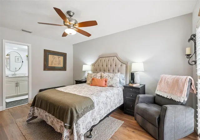 Photo 4 of Condo for sale at 1266 Saint Tropez Cir #1266, Orlando, FL 32806 | MLS# O6446303 | Listing updated on 2026-10-03