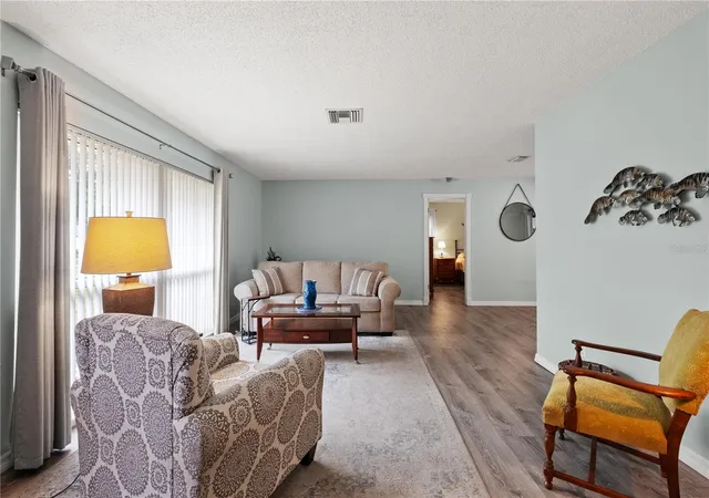Photo 2 of Single family home for sale at 7 Douglas Ct N, Homosassa, FL 34446 | MLS# TB8553790 | Listing updated on 2026-10-05