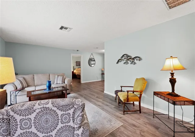 Photo 3 of Single family home for sale at 7 Douglas Ct N, Homosassa, FL 34446 | MLS# TB8553790 | Listing updated on 2026-10-05