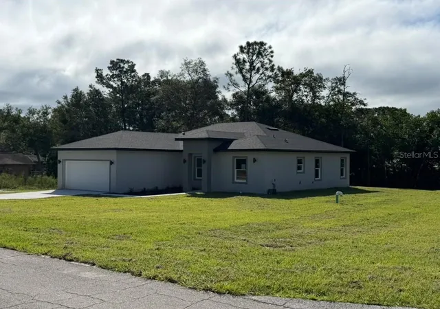 Photo 3 of Single family home for sale at 1470 W Evergreen Dr, Citrus Springs, FL 34434 | MLS# O6446313 | Listing updated on 2026-10-01