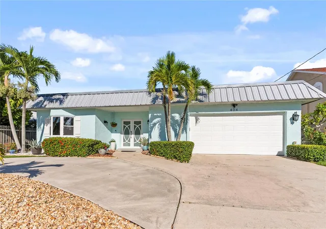 Single family home for sale at 404 Harbor Dr S, INDIAN ROCKS BEACH, FL 33785 | MLS# TB8553795