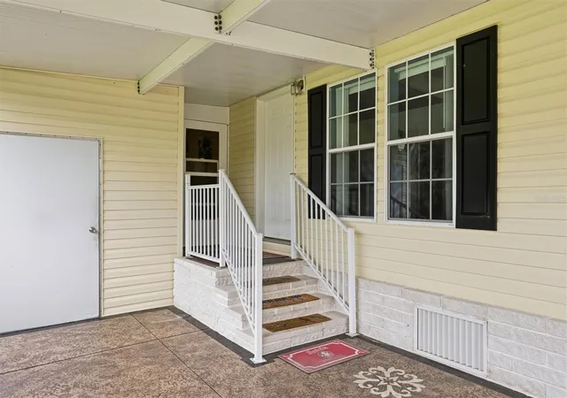 Photo 4 of Manufactured home for sale at 3519 70th Avenue E, Ellenton, FL 34222 | MLS# A4708029 | Listing updated on 2026-10-11