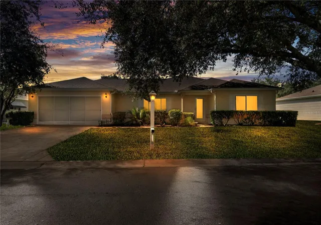 Photo 3 of Single family home for sale at 11572 Sw 140th Loop, Dunnellon, FL 34432 | MLS# OM733208 | Listing updated on 2026-10-06