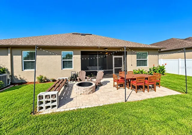 Photo 4 of Single family home for sale at 3748 Round Table Ct, Land O Lakes, FL 34638 | MLS# A4708034 | Listing updated on 2026-10-22
