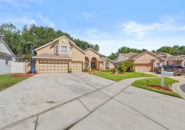 Photo 3 of Single family home for sale at 11530 Andy Dr, Riverview, FL 33569 | MLS# A4708037 | Listing updated on 2026-10-23