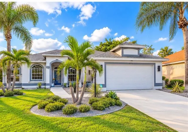 Photo 3 of Single family home for sale at 5296 Creekside Trl, Sarasota, FL 34243 | MLS# A4708038 | Listing updated on 2026-10-03