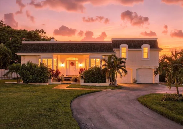 Photo 3 of Single family home for sale at 5030 18th Avenue W, Bradenton, FL 34209 | MLS# A4708041 | Listing updated on 2026-10-03