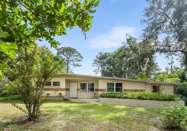 Photo 1 of Single family home for sale at 1321 Ne 20th Avenue, Gainesville, FL 32609 | MLS# GC543903 | Listing updated on 2026-10-06