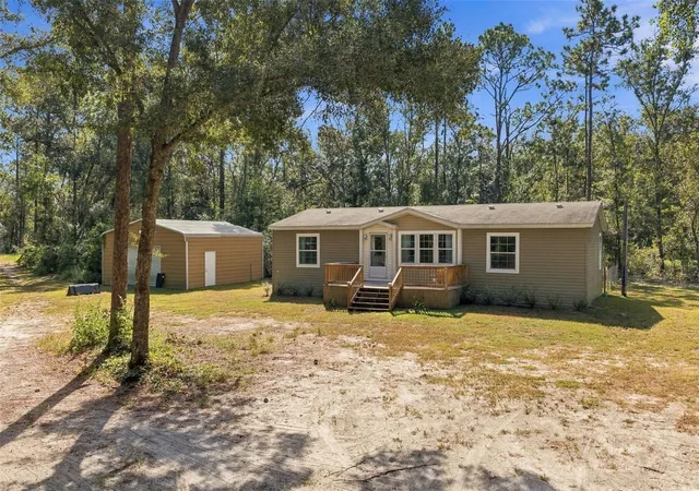 Photo 2 of Manufactured home for sale at 6064 Desales St, Brooksville, FL 34604 | MLS# W7889981 | Listing updated on 2026-10-03