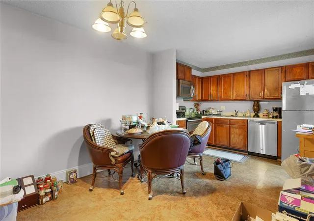Photo 3 of Townhouse for sale at 5214 Cedarbend Dr #1, Fort Myers, FL 33919 | MLS# C7531421 | Listing updated on 2026-10-01