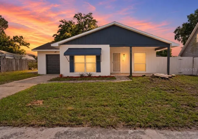 Single family home for sale at 5319 Fox Briar Trl, ORLANDO, FL 32808 | MLS# O6446350