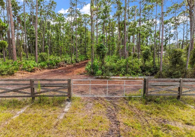 Land for sale at Tropicaire Blvd, NORTH PORT, FL 34286 | MLS# C7531422