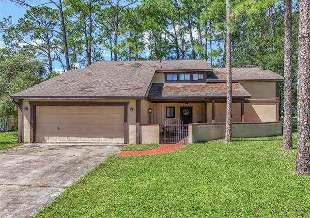 Photo 1 of Single family home for sale at 60 Westfield Ln, Palm Coast, FL 32164 | MLS# FC321821 | Listing updated on 2026-10-03