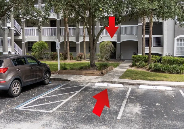 Photo 3 of Condo for sale at 14013 Fairway Is Dr #415, Orlando, FL 32837 | MLS# S5158628 | Listing updated on 2026-10-10