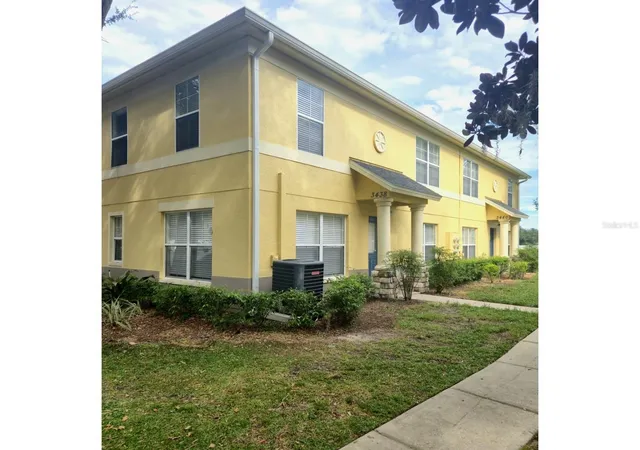 Photo 1 of Townhouse for sale at 3438 Castle Stone Ct, Valrico, FL 33594 | MLS# TB8553839 | Listing updated on 2026-10-01