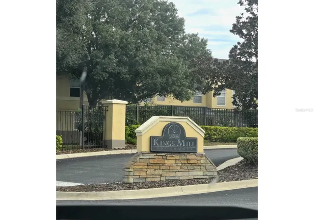 Photo 2 of Townhouse for sale at 3438 Castle Stone Ct, Valrico, FL 33594 | MLS# TB8553839 | Listing updated on 2026-10-01