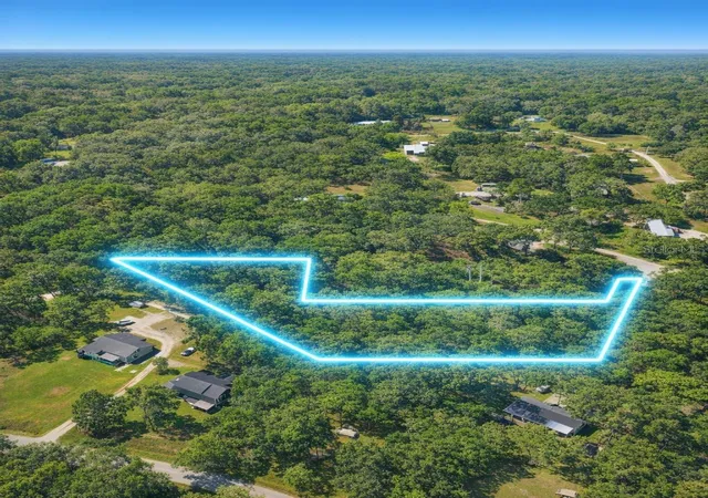 Photo 1 of Land for sale at 1764 Country Woods Dr, Lakeland, FL 33809 | MLS# B4902383 | Listing updated on 2026-10-01