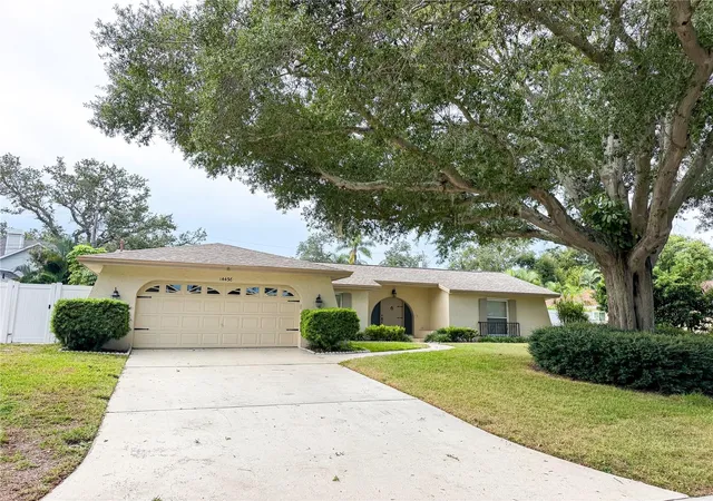 Photo 2 of Single family home for sale at 14436 Bay Hills Dr, Largo, FL 33774 | MLS# TB8553854 | Listing updated on 2026-10-02