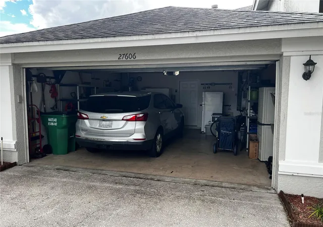 Photo 3 of Single family home for sale at 27606 Sky Lake Cir, Wesley Chapel, FL 33544 | MLS# TB8553855 | Listing updated on 2026-10-08