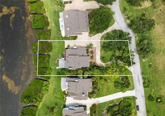 Photo 1 of Single family home for sale at 44 Tidy Is Blvd, Bradenton, FL 34210 | MLS# A4708056 | Listing updated on 2026-10-07