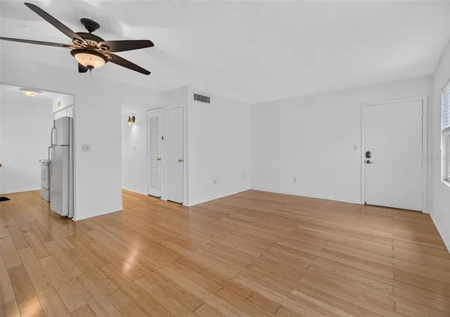Photo 4 of Condo for sale at 6960 Sunset Dr S #2A, South Pasadena, FL 33707 | MLS# TB8553860 | Listing updated on 2026-10-02