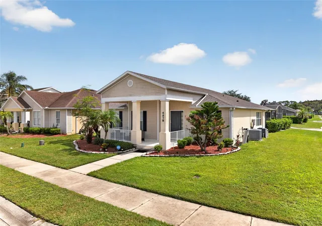 Photo 1 of Sale Pending at 4978 Pall Mall St W, Kissimmee, FL 34758 | MLS# S5158636 | Listing updated on 2026-10-12