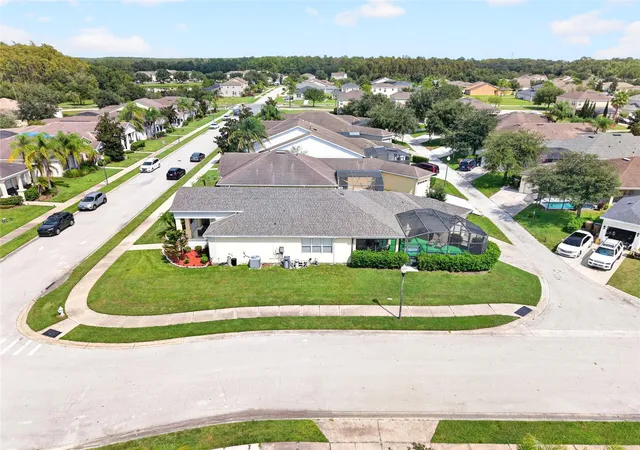 Photo 2 of Sale Pending at 4978 Pall Mall St W, Kissimmee, FL 34758 | MLS# S5158636 | Listing updated on 2026-10-12